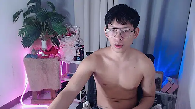 pinkcock froi2305 online show from March 17, 2026, 4:15 am