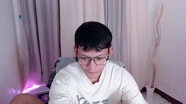 Snapshot of pinkcock_froi2305 chatting on July 19, 2026, 2:09 am pinkcock froi2305 online show from July 19, 2026, 2:09 am