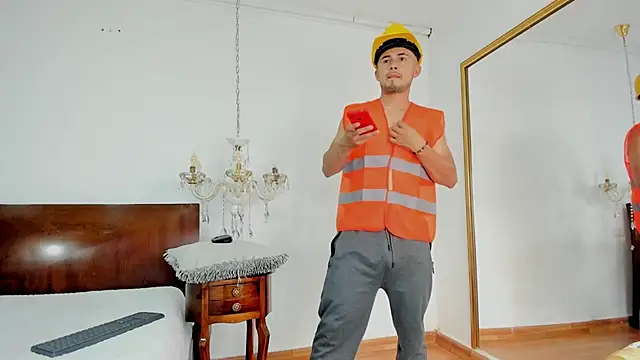 Snapshot of Valentiinoss chatting on January 10, 2026, 8:15 pm Valentiinoss online show from January 10, 2026, 8:15 pm