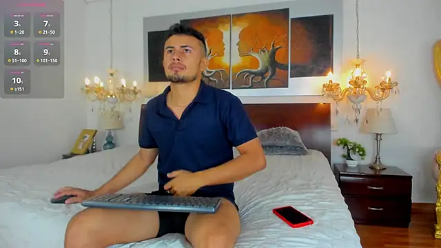 Snapshot of Valentiinoss chatting on November 11, 2025, 8:36 pm Valentiinoss online show from November 11, 2025, 8:36 pm