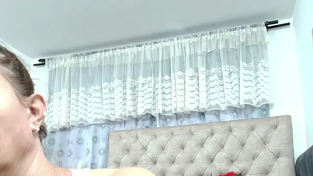 Snapshot of Victoriacoperino chatting on December 20, 2025, 1:25 pm Victoriacoperino online show from December 20, 2025, 1:25 pm