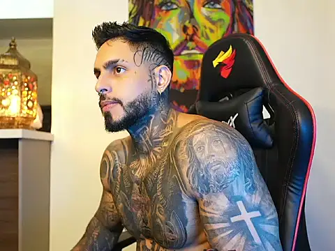 logan hugh8 online show from September 24, 2025, 4:19 am