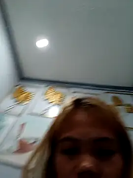 Snapshot of Sexxie_Ella22 chatting on April 5, 2026, 9:54 pm Sexxie Ella22 online show from April 5, 2026, 9:54 pm