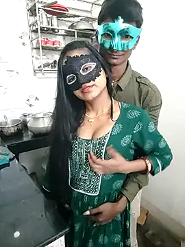 Snapshot of LOVE568 chatting on November 6, 2025, 4:49 am LOVE568 online show from November 6, 2025, 4:49 am