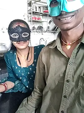 Snapshot of LOVE568 chatting on November 3, 2025, 7:02 am LOVE568 online show from November 3, 2025, 7:02 am