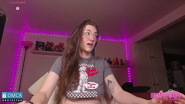 Snapshot of urhappywaifu chatting on September 20, 2025, 12:15 am urhappywaifu online show from September 20, 2025, 12:15 am