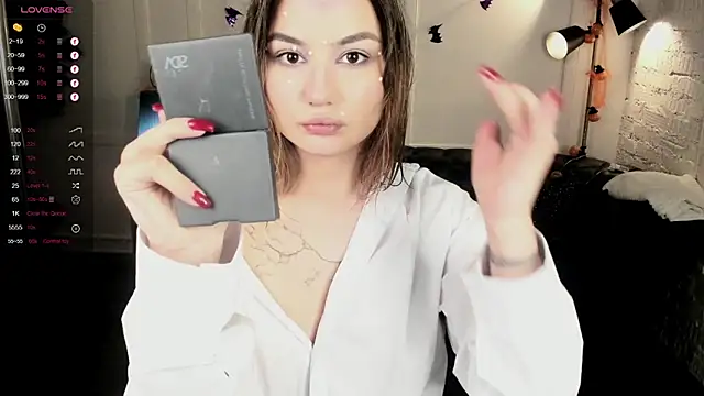 Dark Moni online show from October 29, 2025, 3:05 am