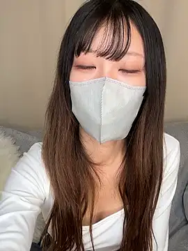 Snapshot of emiiiii1001 chatting on November 21, 2025, 2:10 am emiiiii1001 online show from November 21, 2025, 2:10 am