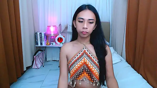 scarlet smith7 online show from May 25, 2026, 12:21 am