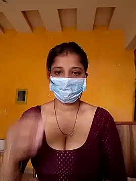 Love Foreverr12 online show from November 26, 2025, 5:51 am