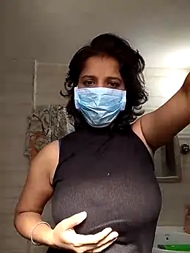 Love Foreverr12 online show from November 18, 2025, 7:11 am