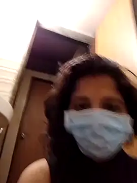 Love Foreverr12 online show from November 22, 2025, 12:04 pm