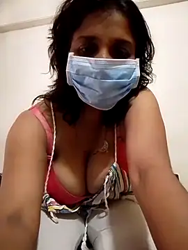 Love Foreverr12 online show from November 7, 2025, 8:08 am