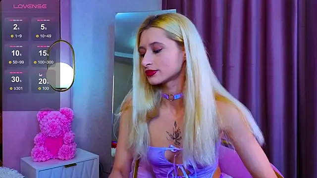 Monica Leen online show from October 30, 2025, 6:34 am