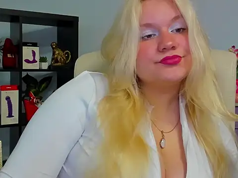 Snapshot of samantha_darling chatting on May 18, 2026, 7:24 am samantha darling online show from May 18, 2026, 7:24 am