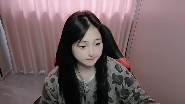 Snapshot of xxz98 chatting on April 23, 2026, 2:29 am xxz98 online show from April 23, 2026, 2:29 am
