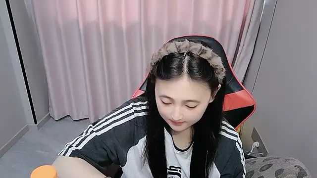 Snapshot of xxz98 chatting on May 7, 2026, 3:00 am xxz98 online show from May 7, 2026, 3:00 am