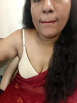 Snapshot of Aunty_Boy_143 chatting on April 19, 2026, 6:14 am Aunty Boy 143 online show from April 19, 2026, 6:14 am