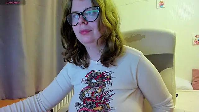 MilisaSweet777 online show from March 28, 2026, 8:43 pm