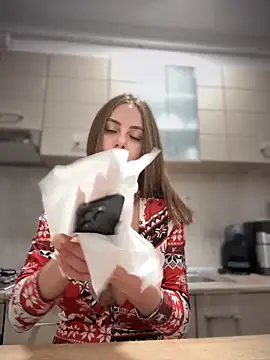  JessyRey  online show from December 5, 2025, 5:55 pm