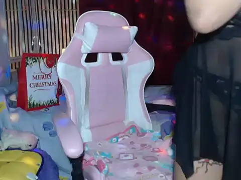 Snapshot of Lisiton chatting on December 14, 2025, 12:22 pm Lisiton online show from December 14, 2025, 12:22 pm