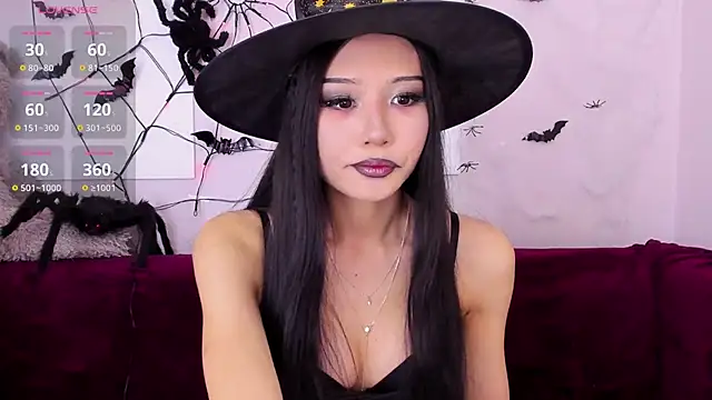 kuro mimi online show from October 31, 2025, 5:04 am