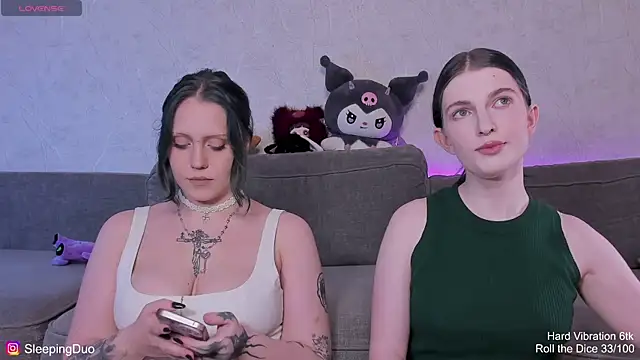 Snapshot of Threesomebabes chatting on July 13, 2026, 2:49 pm Threesomebabes online show from July 13, 2026, 2:49 pm