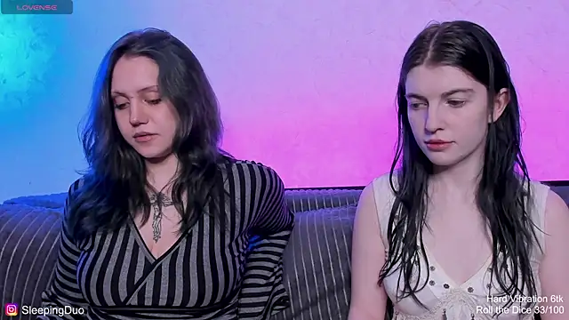 Snapshot of Threesomebabes chatting on August 2, 2026, 6:27 pm Threesomebabes online show from August 2, 2026, 6:27 pm