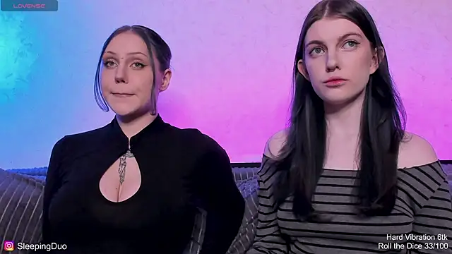 Snapshot of Threesomebabes chatting on July 31, 2026, 12:10 am Threesomebabes online show from July 31, 2026, 12:10 am