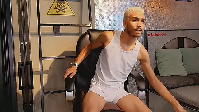 MarcusRain  online show from September 30, 2025, 12:49 am