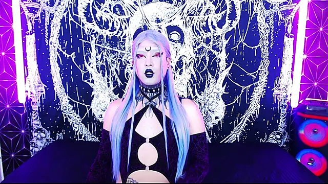 naomi satan online show from April 24, 2026, 11:07 pm
