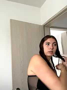 Samantha 2190 online show from September 25, 2025, 6:36 pm