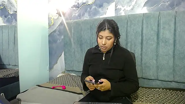 Snapshot of canela_a73 chatting on November 15, 2025, 8:57 pm canela a73 online show from November 15, 2025, 8:57 pm