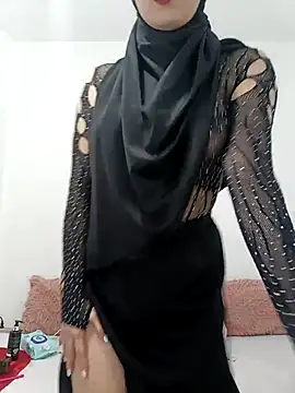 Snapshot of jamila_zair chatting on March 15, 2026, 8:05 pm jamila zair online show from March 15, 2026, 8:05 pm