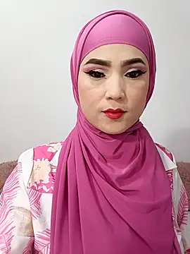 Snapshot of jamila_zair chatting on February 25, 2026, 1:44 pm jamila zair online show from February 25, 2026, 1:44 pm