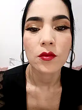 Snapshot of jamila_zair chatting on December 18, 2025, 1:37 pm jamila zair online show from December 18, 2025, 1:37 pm