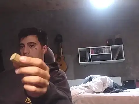 Snapshot of parca13 chatting on November 18, 2025, 5:11 am parca13 online show from November 18, 2025, 5:11 am