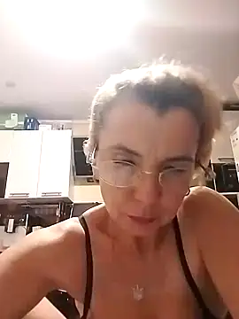 Snapshot of natasha251 chatting on December 5, 2025, 9:34 pm natasha251 online show from December 5, 2025, 9:34 pm