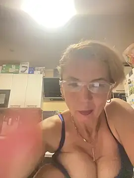 Snapshot of natasha251 chatting on November 1, 2025, 12:06 am natasha251 online show from November 1, 2025, 12:06 am