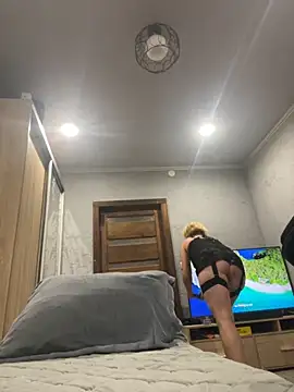 Snapshot of natasha251 chatting on December 4, 2025, 10:25 am natasha251 online show from December 4, 2025, 10:25 am