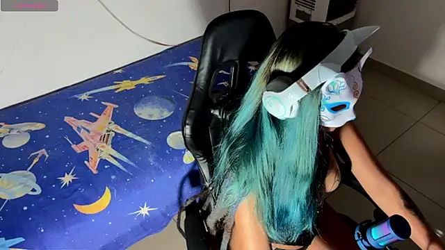 Snapshot of bluesubmissive chatting on December 2, 2025, 6:20 pm bluesubmissive online show from December 2, 2025, 6:20 pm