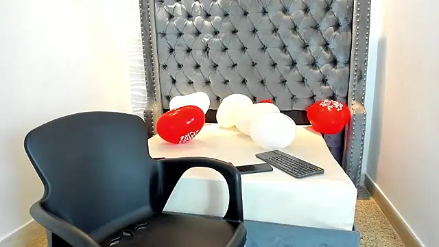 Snapshot of nero_reyd chatting on February 14, 2026, 7:36 pm nero reyd online show from February 14, 2026, 7:36 pm