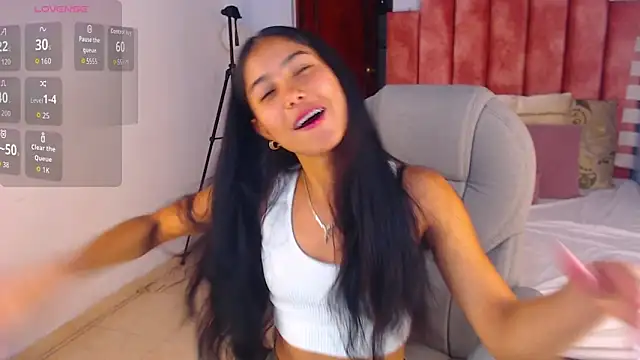 Milaa Star  online show from October 1, 2025, 4:17 am