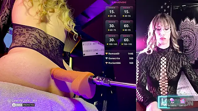 EmeryLune xo online show from December 4, 2025, 5:17 am