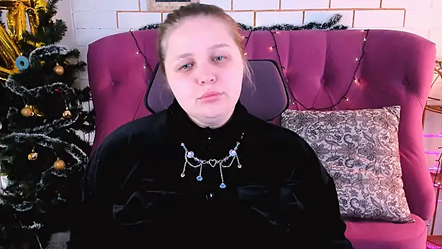 Snapshot of SladaDell chatting on January 6, 2026, 9:13 am SladaDell online show from January 6, 2026, 9:13 am