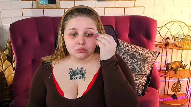 SladaDell online show from December 2, 2025, 9:11 am