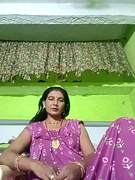 Snapshot of ZIVAA chatting on April 24, 2026, 4:31 pm ZIVAA online show from April 24, 2026, 4:31 pm
