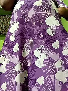 Snapshot of ZIVAA chatting on May 24, 2026, 6:19 pm ZIVAA online show from May 24, 2026, 6:19 pm