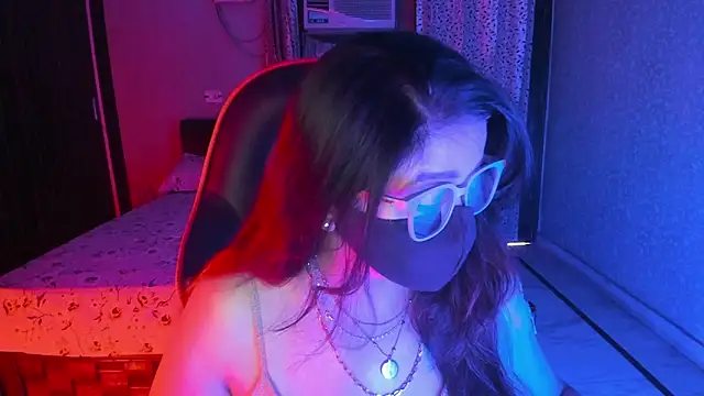 Snapshot of ShylaGill chatting on November 3, 2025, 11:47 am ShylaGill online show from November 3, 2025, 11:47 am