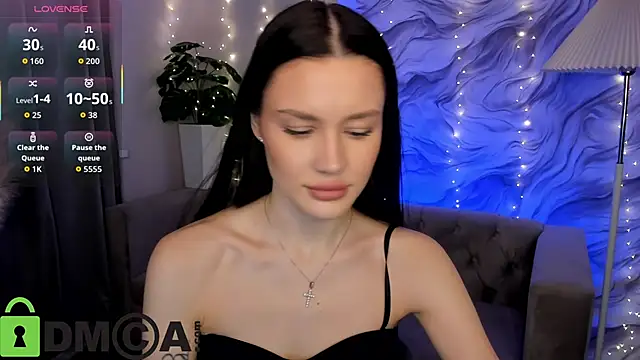 Snapshot of Aria_Mila chatting on January 9, 2026, 11:28 am Aria Mila online show from January 9, 2026, 11:28 am